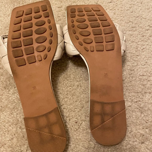 Braided sandals - Picture 2 of 2